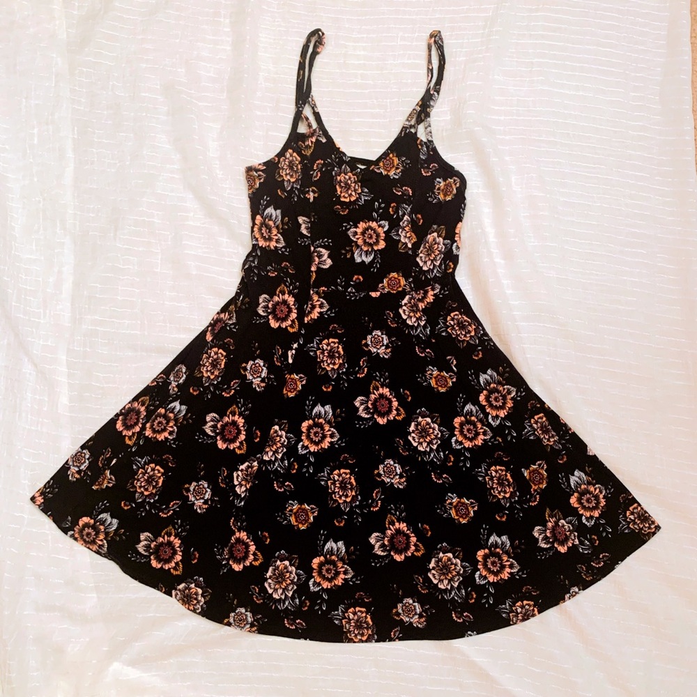 Juniors Mudd Black Flower Dress